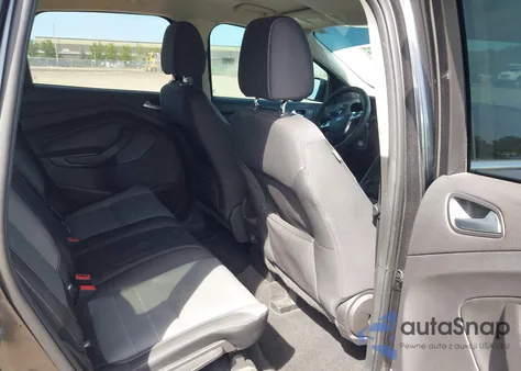 2015 Ford Escape Se z USA, uszkodzony, nr VIN 1FMCU0G77FUB90624